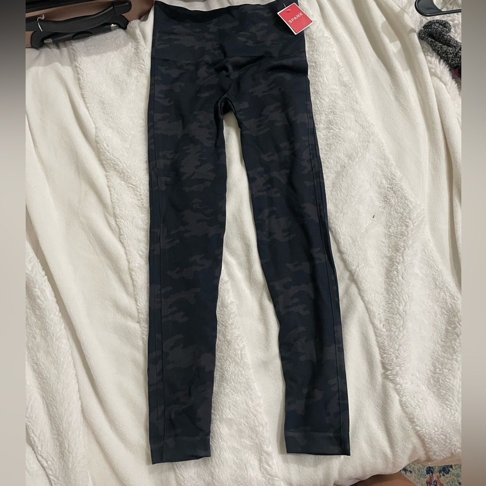 Spanx army print leggings